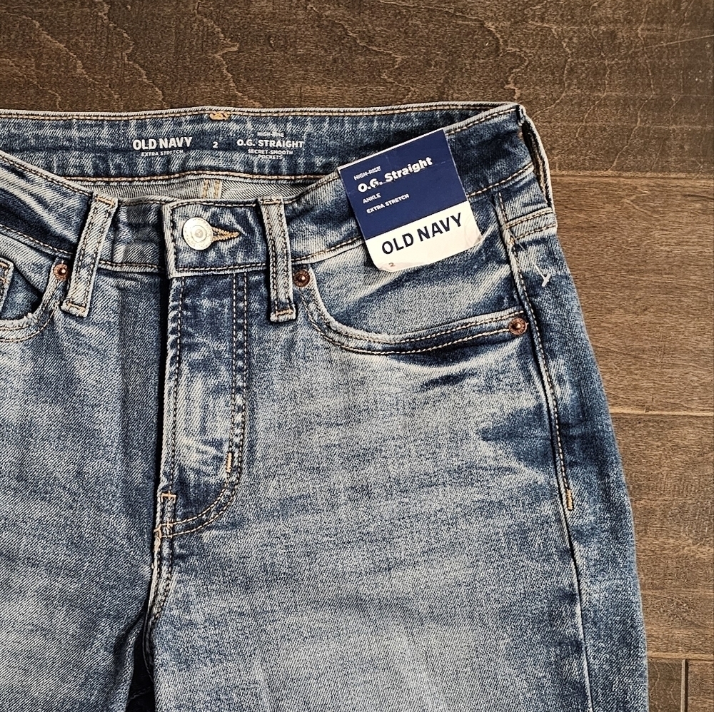 New Old Navy O.G. Straight High-Rise Secret Smooth Pockets Women's Jeans sz 2 - Picture 2 of 8